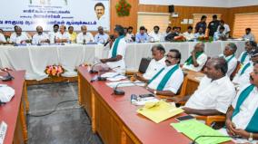 farmers-have-insisted-that-tamil-nadu-should-get-its-share-of-cauvery-water-from-karnataka