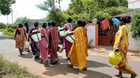 villagers-suffering-to-take-water-by-walking-3-km-near-sivagangai