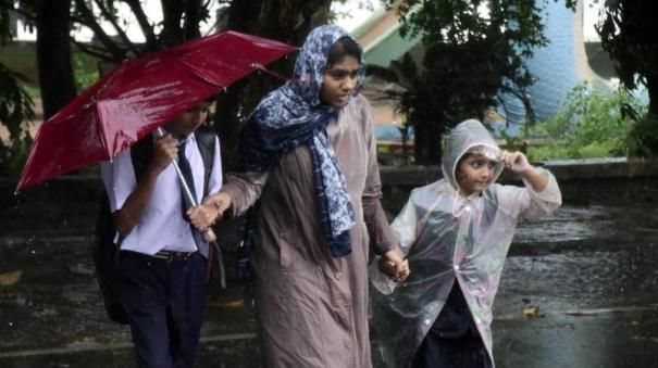 schools are shut due to heavy rain in chennai tiruvallur tn district