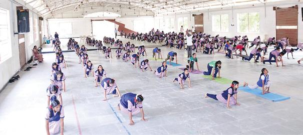 Surya Namaskar 108 times in an hour: Virudhunagar students achieve