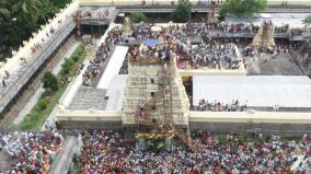 jalagandeswarar-temple-immersion-ceremony-at-vellore-fort-thousands-of-devotees-visit