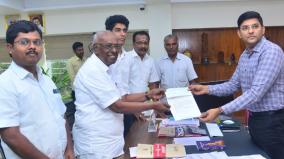 salomon-papaiah-donated-rs-20-lakh-to-the-municipal-school