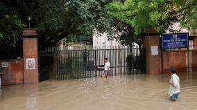 delhi-flood-waters-reached-to-supreme-court-kejriwal-seeks-ndrf-military-help