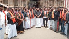 bjp-protested-against-m-k-stalin-who-did-not-talk-about-mekedatu-dam