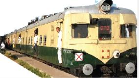 electric-trains-late-every-day-in-gummidipoondi