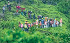 16-dead-in-maharashtra-landslides-2-day-holiday-announced-for-pune-district-schools-due-to-heavy-rains