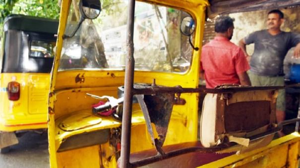 Autos Running Without Meters on Puducherry - Tourists Affected by Erratic Charging