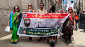 700-women-of-indian-origin-dressed-in-sarees-for-national-handloom-day-london