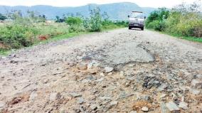 tragedy-on-hill-villages-near-anchetty-gravel-shift-and-rough-tarmac-road