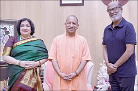 rajinikanth-met-uttar-pradesh-chief-minister-yogi-adityanath