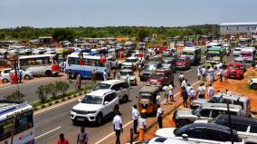 madurai-srounding-roads-traffic-jammed-with-vehicles-arriving-for-admk-conference-police-stuned