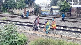 railway-track-crossing-issue-in-irumbuliyur