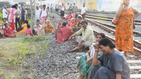 9-tourists-from-up-killed-in-train-fire-in-madurai-explained