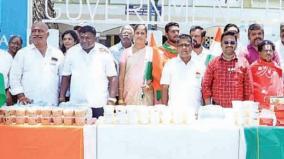 in-udumalai-the-starving-patients-are-given-food-throughout-the-year