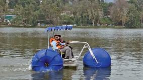 crowds-on-kodaikanal-on-holiday-giant-cycle-boat-attracts-tourists