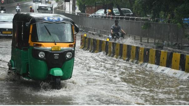 Telangana Monsoon | Heavy rain leads to flooding, traffic snarls in Hyderabad, holiday declared for schools