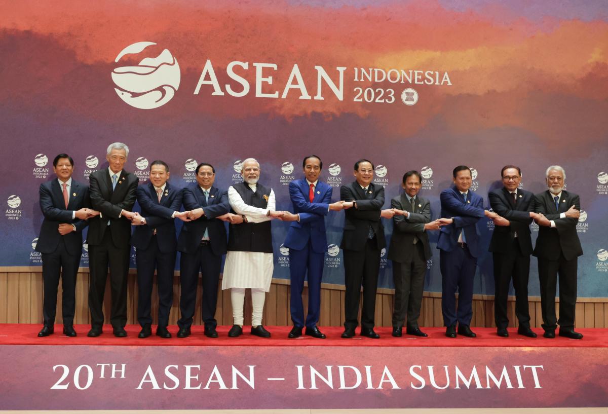 ஆசியான் – இந்தியா ஒத்துழைப்பை வலுப்படுத்த 12 அம்ச திட்டம்: பிரதமர் மோடி வெளியிட்டார் | PM Modi unveils 12-point plan to strengthen ASEAN-India cooperation