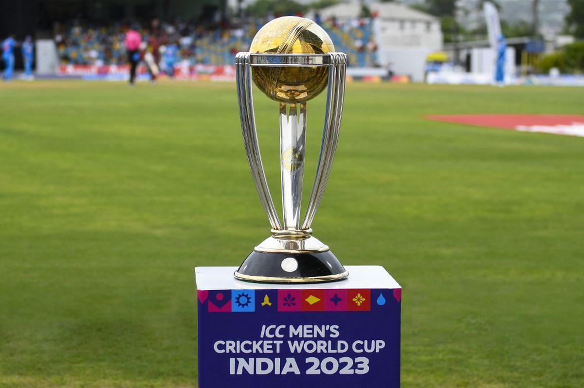 உலகக் கோப்பை கிரிக்கெட்: 4,00,000 டிக்கெட்களை இன்று வெளியிடுகிறது பிசிசிஐ | world cup cricket tickets will be released today