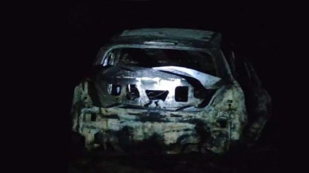 Financier burnt to death in car near Vilathikulam Tuticorin 4 arrested
