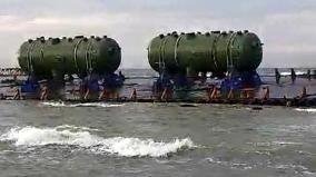 the-ship-carrying-generators-for-kudankulam-nuclear-reactors-struck-in-sea