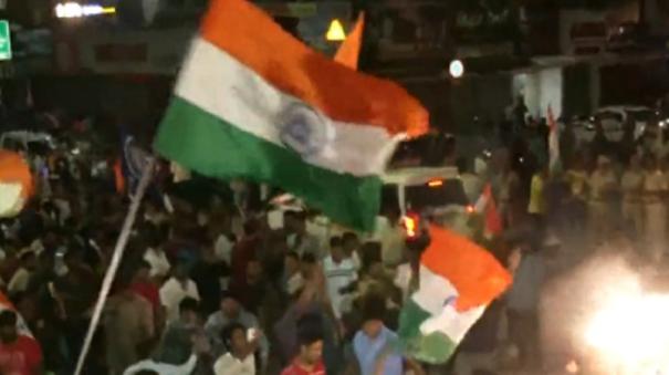 team india beats pakistan fans celebrates on streets of indian cities