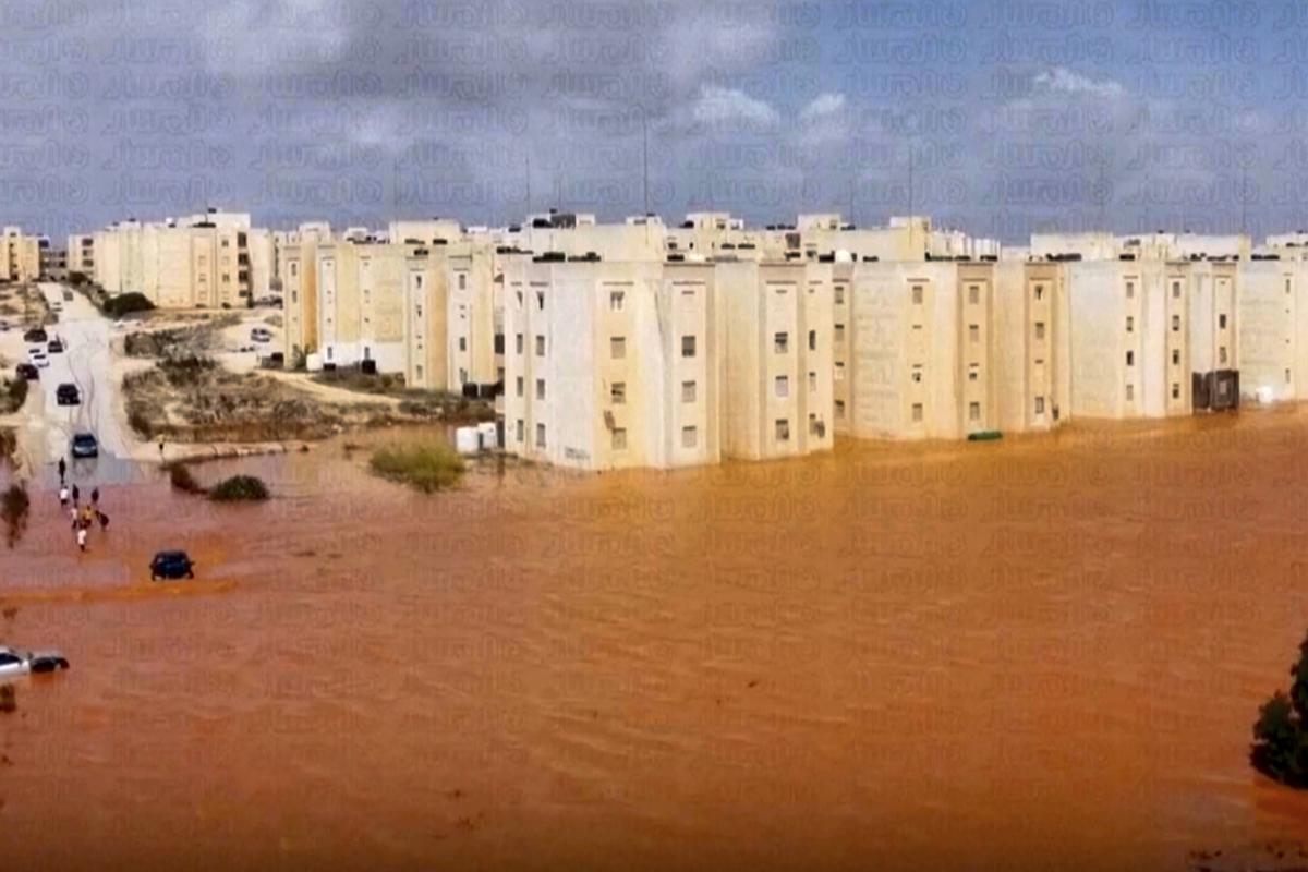 லிபியாவில் புயல், மழையால் 5,200 பேர் உயிரிழப்பு: 10,000-க்கும் மேற்பட்டோரை காணவில்லை | Storm, rains kill 5,200 in Libya: more than 10,000 missing