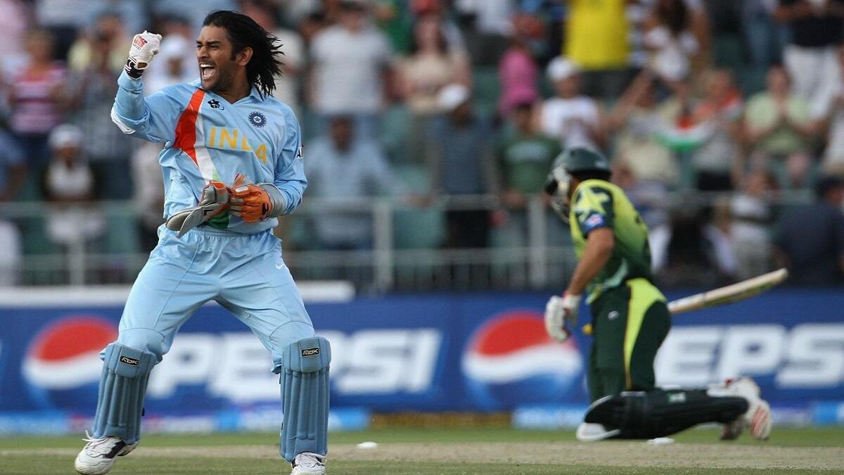 நினைவிருக்கா | 2007-ல் இதே நாளில் இந்தியாவை கேப்டனாக வழிநடத்திய தோனி! | Dhoni captained team India on this day in 2007 for very first time