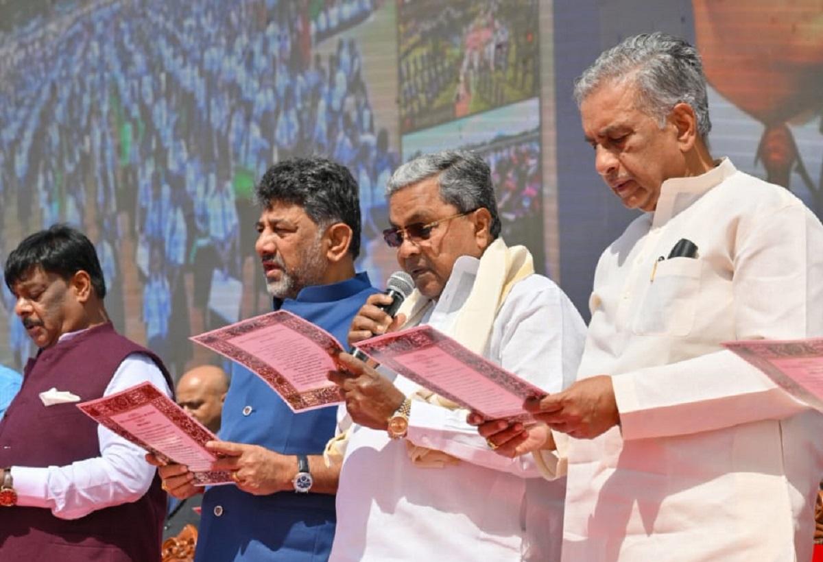 சர்வதேச ஜனநாயக தினம் | அரசியல் சாசன முகப்புரையை வாசித்து கொண்டாடிய காங்கிரஸ் | Karnataka CM participate in event organized to read the Preamble to the Constitution, as part of the ‘International Day of Democracy’ celebrations