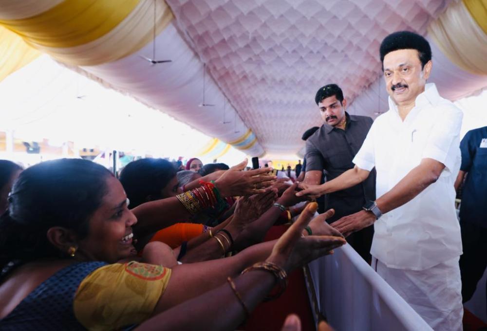 மகளிருக்கு தாயுமானவராகத் தமிழக அரசு தொடர்ந்து செயல்படும்: முதல்வர் ஸ்டாலின் உறுதி | Tamil Nadu government will continue to act as a mother to girls: Chief Minister Stalin assured