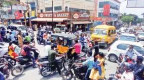 hosur-is-stuck-on-traffic-jam-auto-drivers-are-coming-to-fix-it