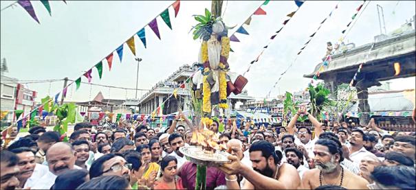 Karthigai deepam festival works started at Tiruvannamalai Temple