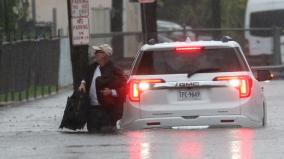 emergency-declared-in-new-york-as-rainwater-swallows-streets