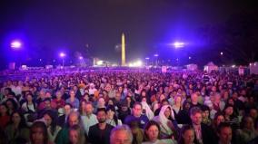 world-culture-festival-people-from-180-countries-pray-for-the-people-of-ukraine