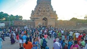 tourists-throng-thanjavur-great-temple-traffic-jams