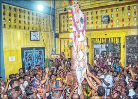 dussehra-flag-hoisting-at-mutharamman-temple-in-kulasekaranpatnam