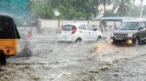 heavy-rain-on-salem-floods-on-roads