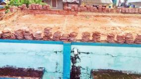 renovation-of-classroom-roof-stalled-at-pandhiguri-govt-primary-school-students-fear