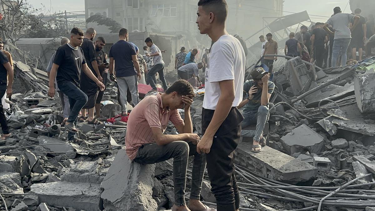 Israel Attacks Gaza Refugee Camp |  Condemnation of ethnic cleansing;  UN  Human Rights Commission Director Resigns