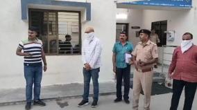 2-persons-arrested-in-gujarat-for-fraud-of-rs-4-crore-running-fake-govt-office