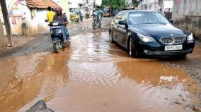 flooded-roads-on-madurai-city-devotees-are-on-trouble-for-not-being-able-to-enter-the-meenakshiyamman-temple