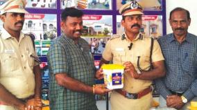 diwali-madurai-jail-market-selling-new-clothes-sweet-and-savory-products-made-by-inmates