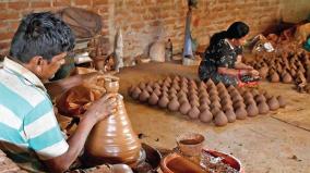 preparing-clay-lamps-in-dindigul