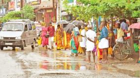 in-nellai-tenkasi-thoothukudi-kanyakumari-people-took-rest-because-of-the-continuous-rain