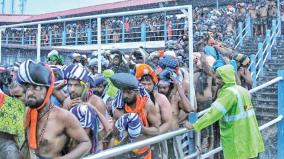 devotees-visit-swami-darshan-at-sabarimala-regardless-of-rain