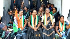 congress-party-workers-protest-against-ks-alagiri