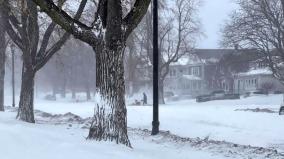 death-toll-reaches-10-in-heavy-snow-storm-batters-ukraine