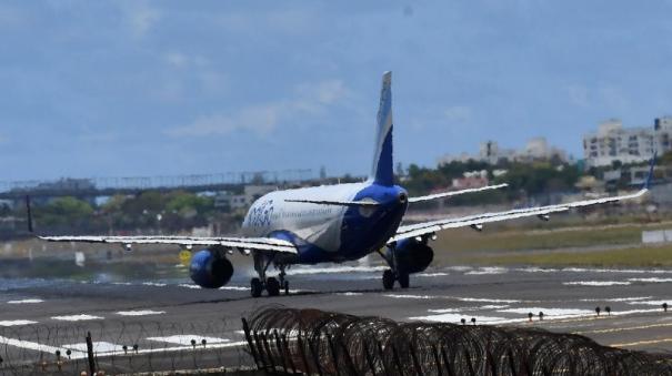 30 flights delayed in Chennai due to michaung storm heavy rain strong wind