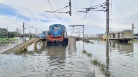 trains-canceled-cyclone-michaung-35-crore-loss-southern-railway