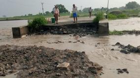 thoothukudi-flood-10-villages-were-inundated-near-sayalgudi