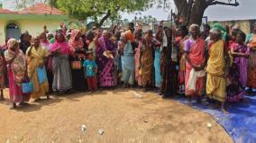 villagers-protest-at-kotachiar-s-office-thoothukudi-flood